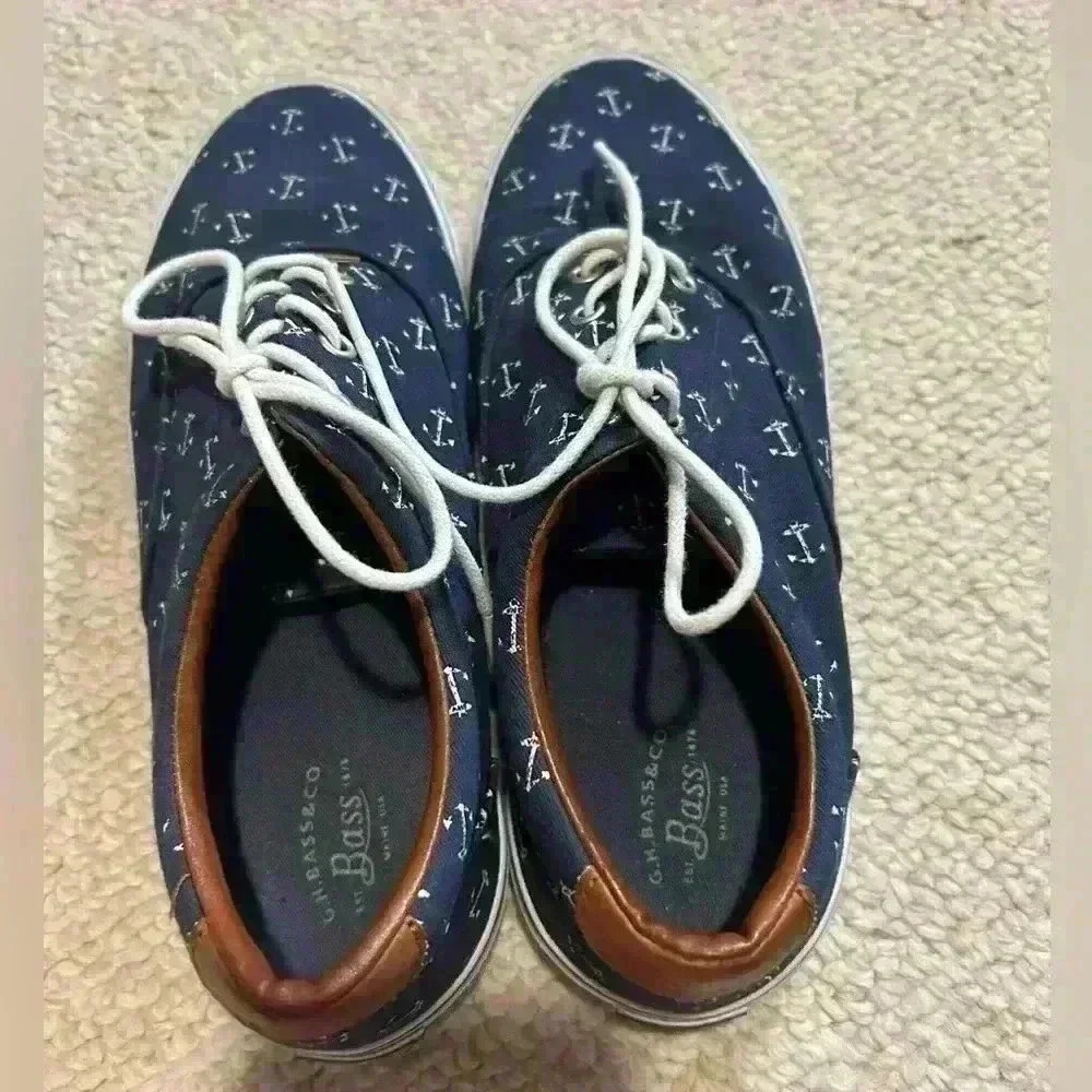 G.H.Bass & Co. navy with white anchors sneakers shoes. Nautical theme. Size 7.5 - Picture 5 of 8